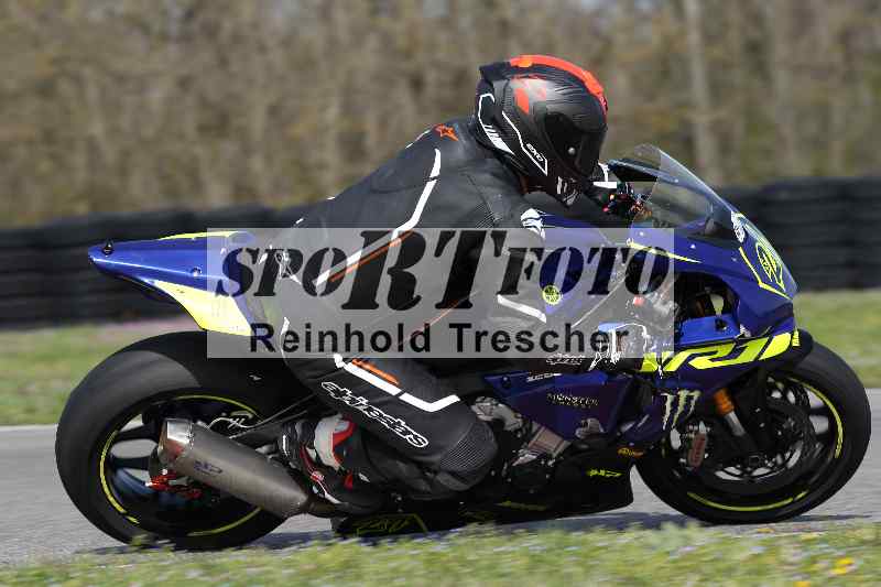 /Archiv-2023/06 10.04.2023 Moto Club Anneau du Rhin/Blanc-Novice/27